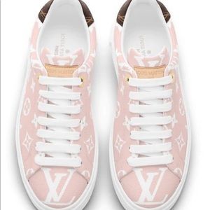 Worn 3 times rare authentic Louis Vuitton sneaker